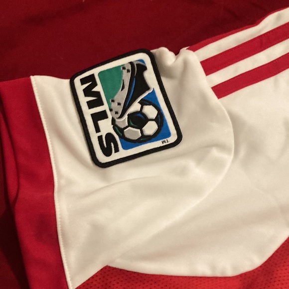 Adidas New York Red Bulls MLS Soccer Jersey - Picture 4 of 5